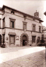 Palazzo e loggia